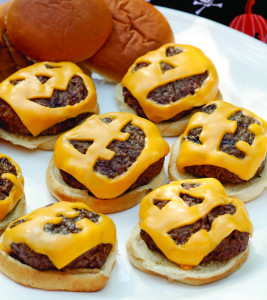 Jack-o’-Lantern-Cheeseburgers-2