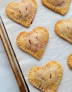 Heart-Shaped-Strawberry-Handpies.-Perfect-for-Valentines-Day