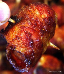 Sweet-and-Spicy-Bacon-Wrapped-Chicken-559x640